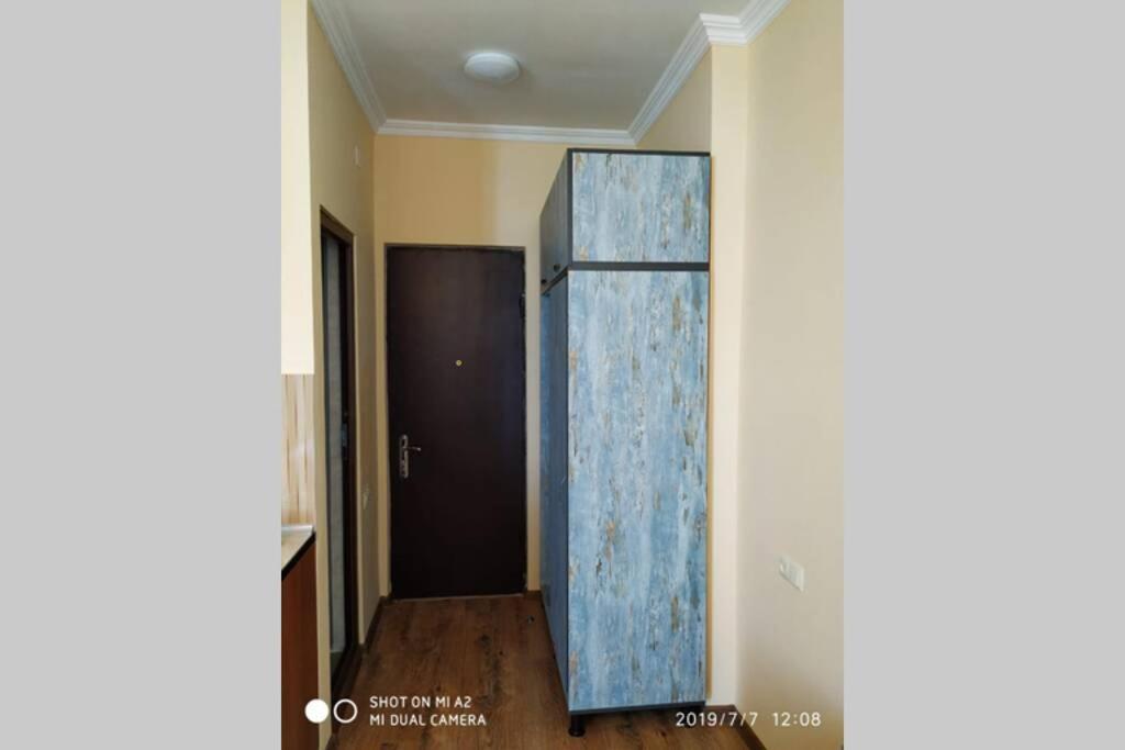 Аппартаменты С Двумя Балконами На Море И Горы Makhinjauri Exterior photo