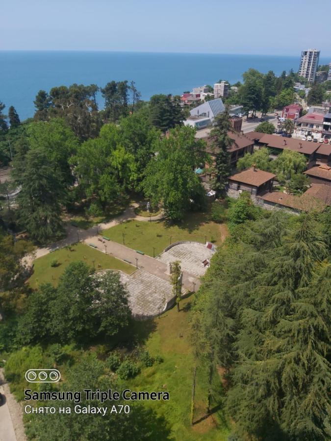 Аппартаменты С Двумя Балконами На Море И Горы Makhinjauri Exterior photo